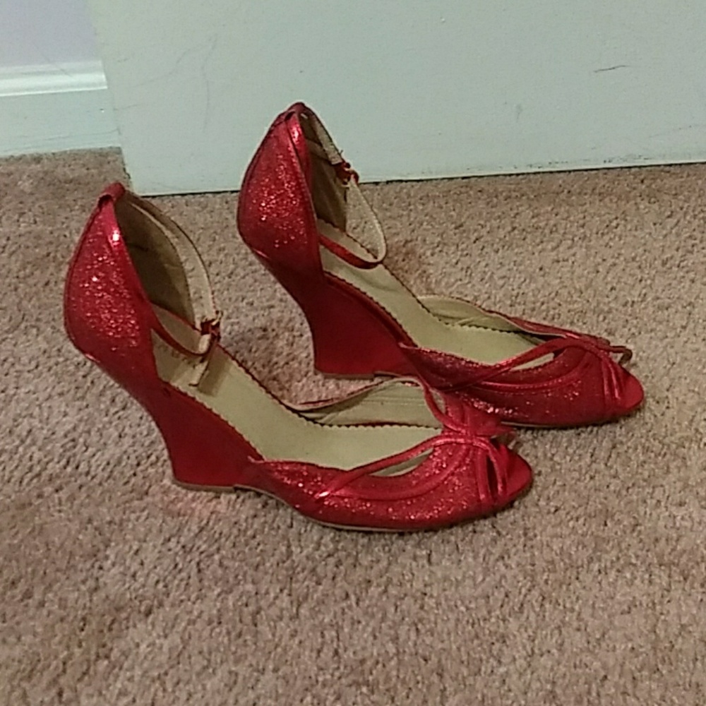 Women's shoes